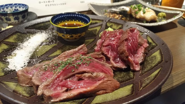 Opinii despre すみやきヒノコ în 大阪市 - 飲食業