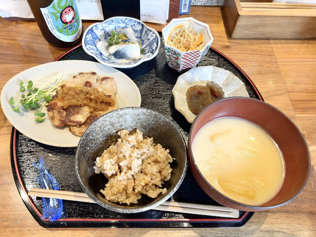 街仲食堂 料理上手なおばあちゃんとお酒(2024年9月6日閉業) - 飲食業