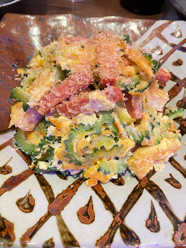 沖縄居酒屋 美美 - 飲食業