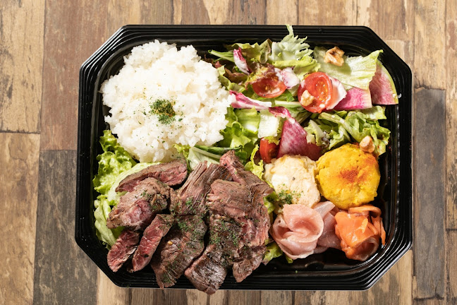 Comentarii opinii despre 肉とチーズの古民家バル ISHIYAMA MEAT MARCHE