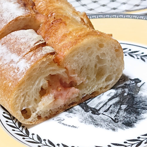 Comentarii opinii despre パンパーネ 六田店