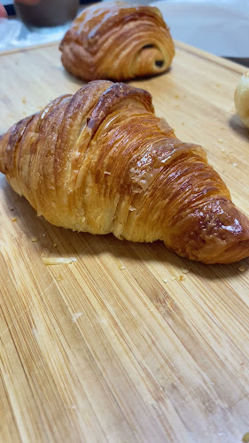 Opinii despre パン デ フィロゾフ în 新宿区 - 飲食業