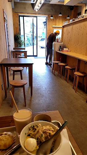 〒101-0051 東京都千代田区神田神保町３丁目９−３