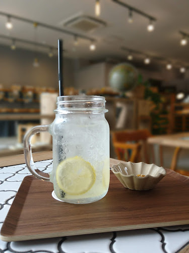 Comentarii opinii despre かんぶつとコーヒーのお店 まるに商店/焼菓子工房 まるに