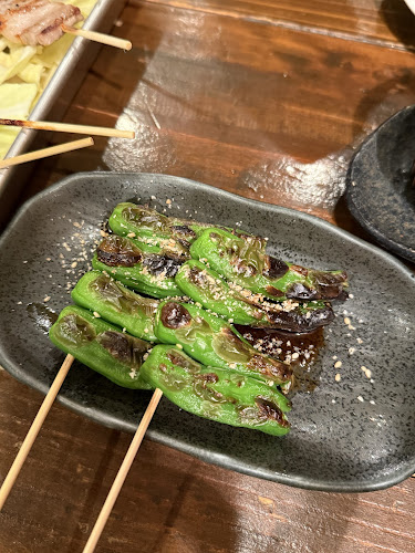 村崎焼鳥研究所 - 飲食業