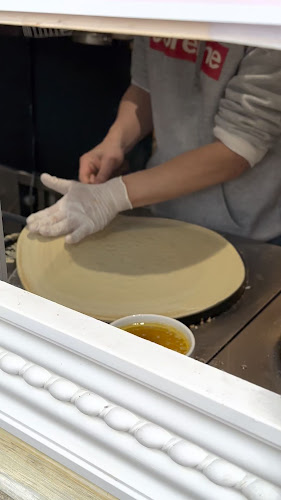 Opinii despre ラ クレープリー în 三鷹市 - 飲食業