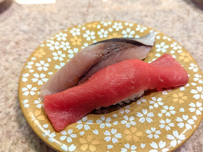 Comentarii opinii despre グルメ回転寿司函太郎手稲前田店