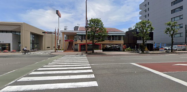 ロイヤルホスト橘通店