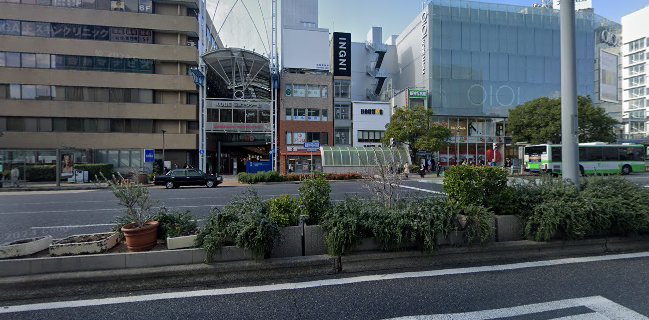 ケーニヒスクローネ 坂の上店