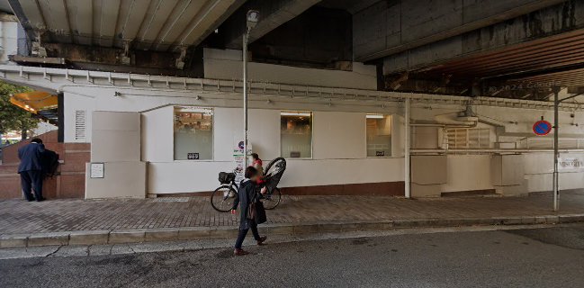 Opinii despre ドトールコーヒーショップ ＪＲ六甲道店 în 神戸市 - 飲食業