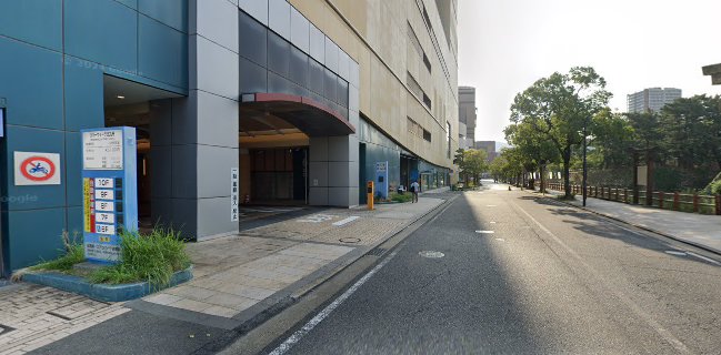 Opinii despre スターバックス コーヒー リバーウォーク北九州デコシティ店 în 北九州市 - 飲食業