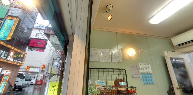 Opinii despre シェルブルー（Ciel Bleu） în 大阪市 - 飲食業