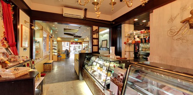 〒030-0801 青森県青森市新町１丁目１３−２１