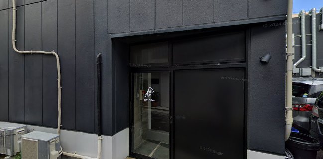 お寿司の食べられるBar BLOSSOM