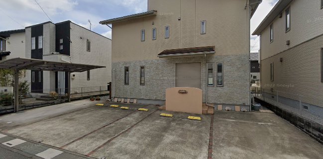 カフェ ラルジュ - 飲食業