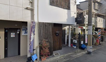 B・CHERRY（ビー・チェリー）