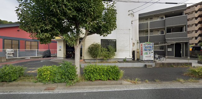 Cafe Bar & Lunch Box Smile