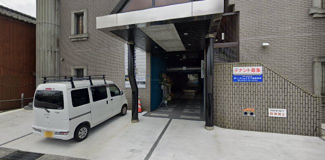 girl'sBAR BiSH (ビッシュ)