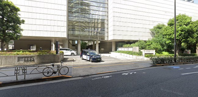 HUB東京オペラシティ店