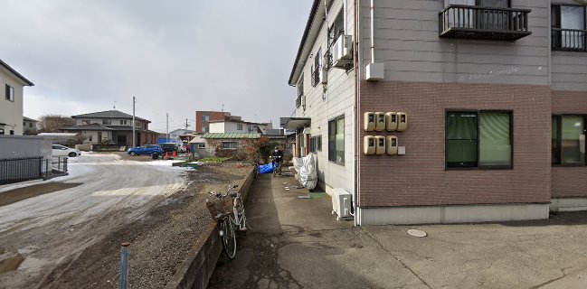 愛都梨絵（アトリエ）